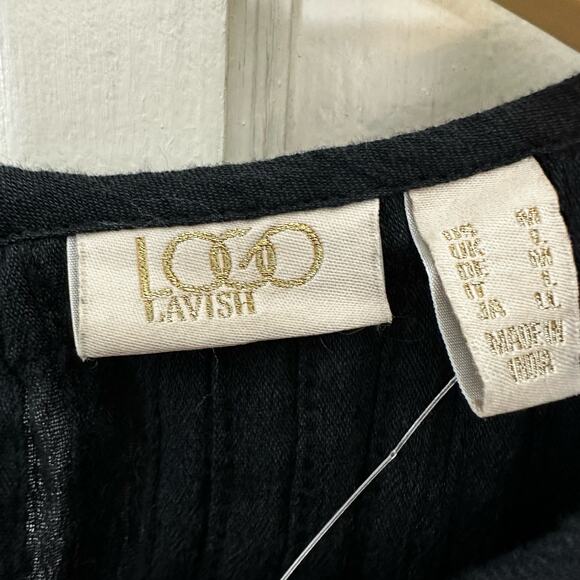 Logo Lavish Womens Top Size M Black Pleated Crochet Trim Keyhole Back Closure - Picture 3 of 9